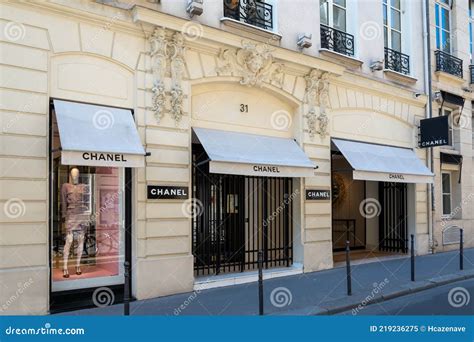 first Chanel store in Paris